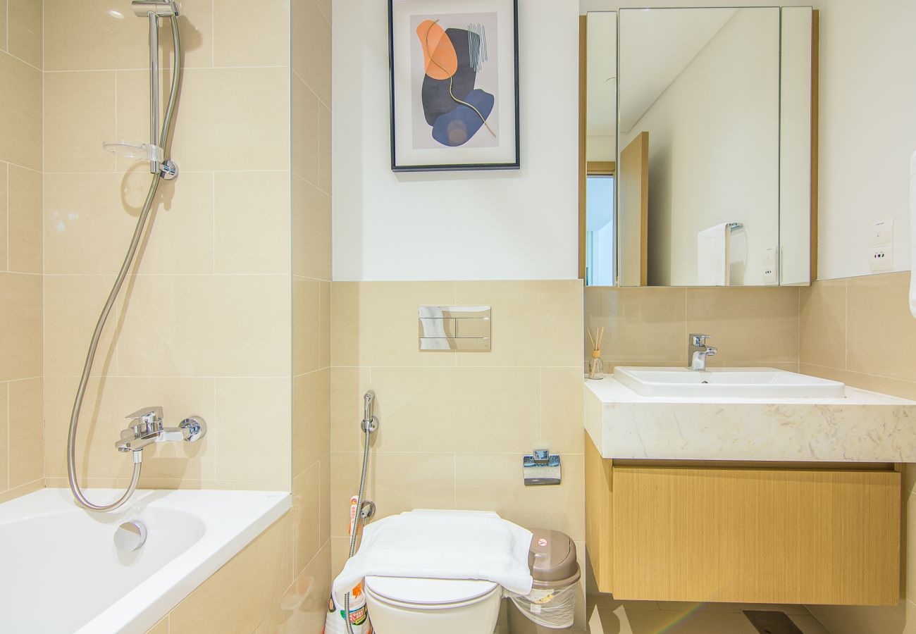 Apartment in Dubai - Cozy 1 BR in Dubai Creek Harbour
