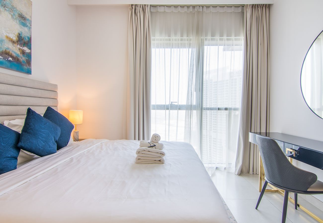 Apartment in Dubai - Cozy 1 BR in Dubai Creek Harbour