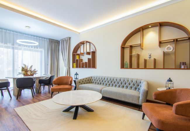 Apartment in Dubai - Luxury 2 BDR in Palm Jumeirah 