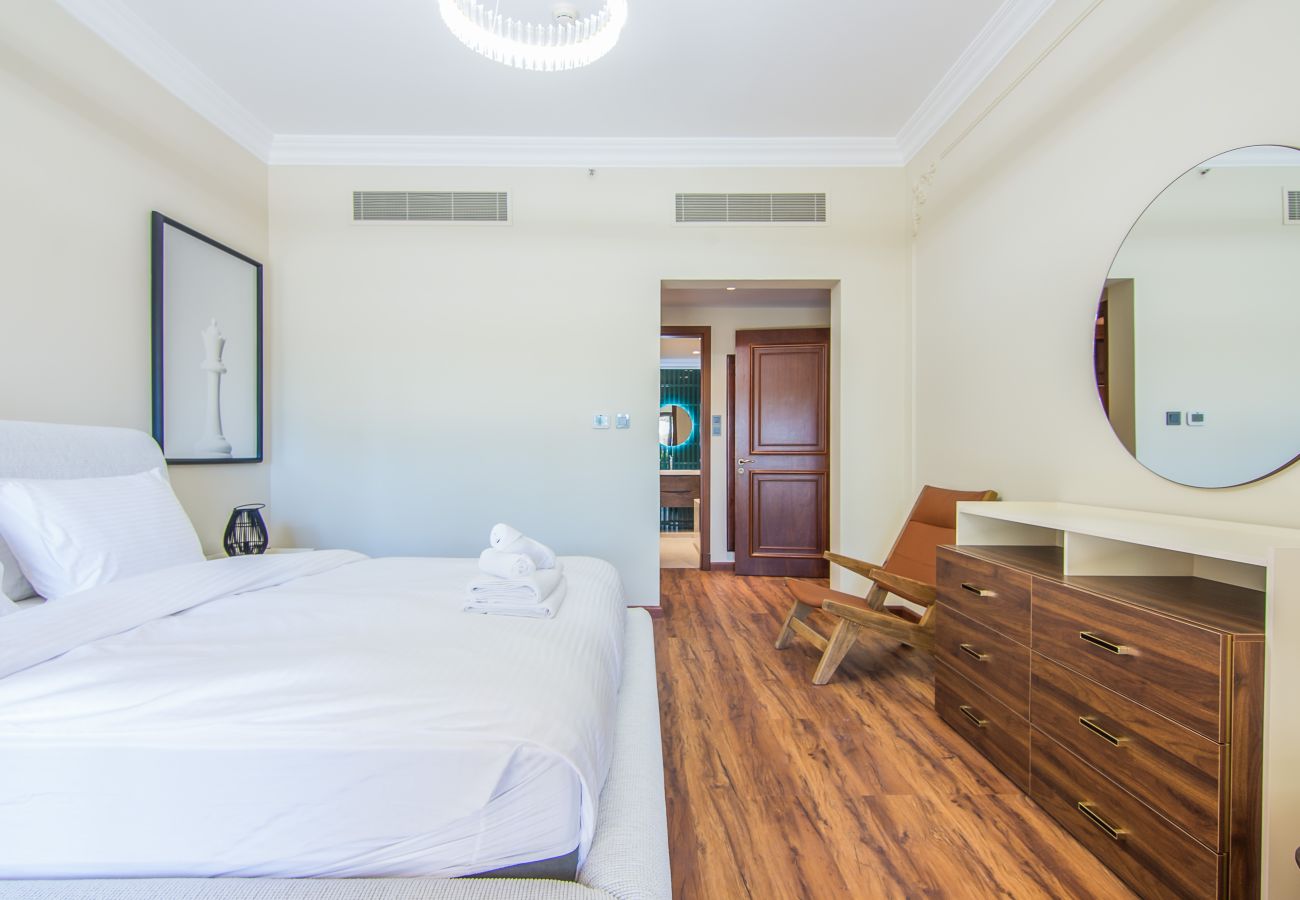 Apartment in Dubai - Luxury 2 BDR in Palm Jumeirah 