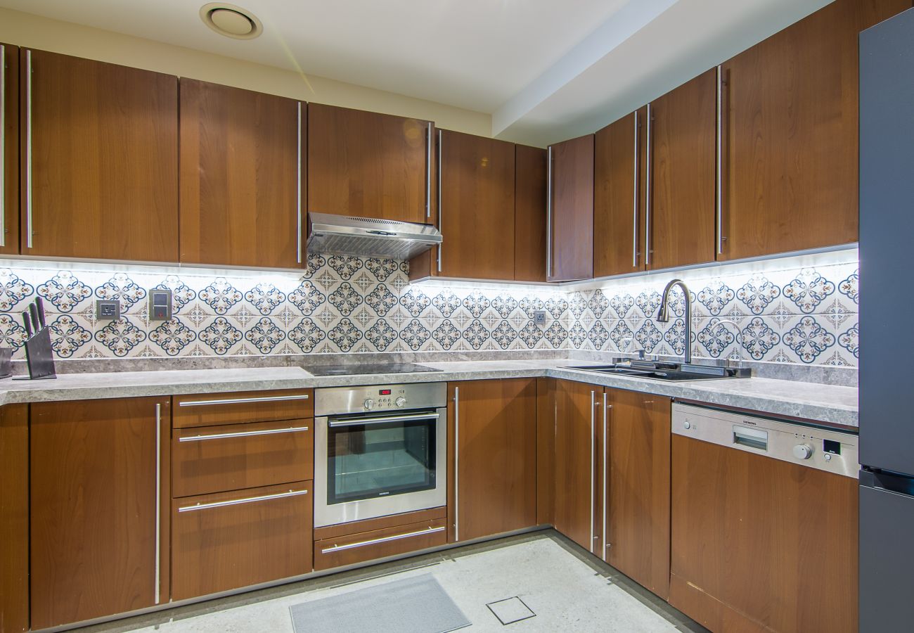 Apartment in Dubai - Luxury 2 BDR in Palm Jumeirah 