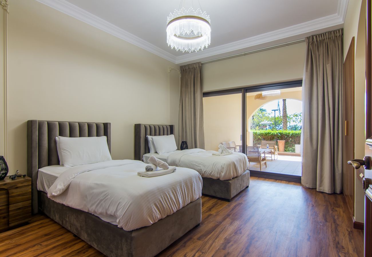 Apartment in Dubai - Luxury 2 BDR in Palm Jumeirah 