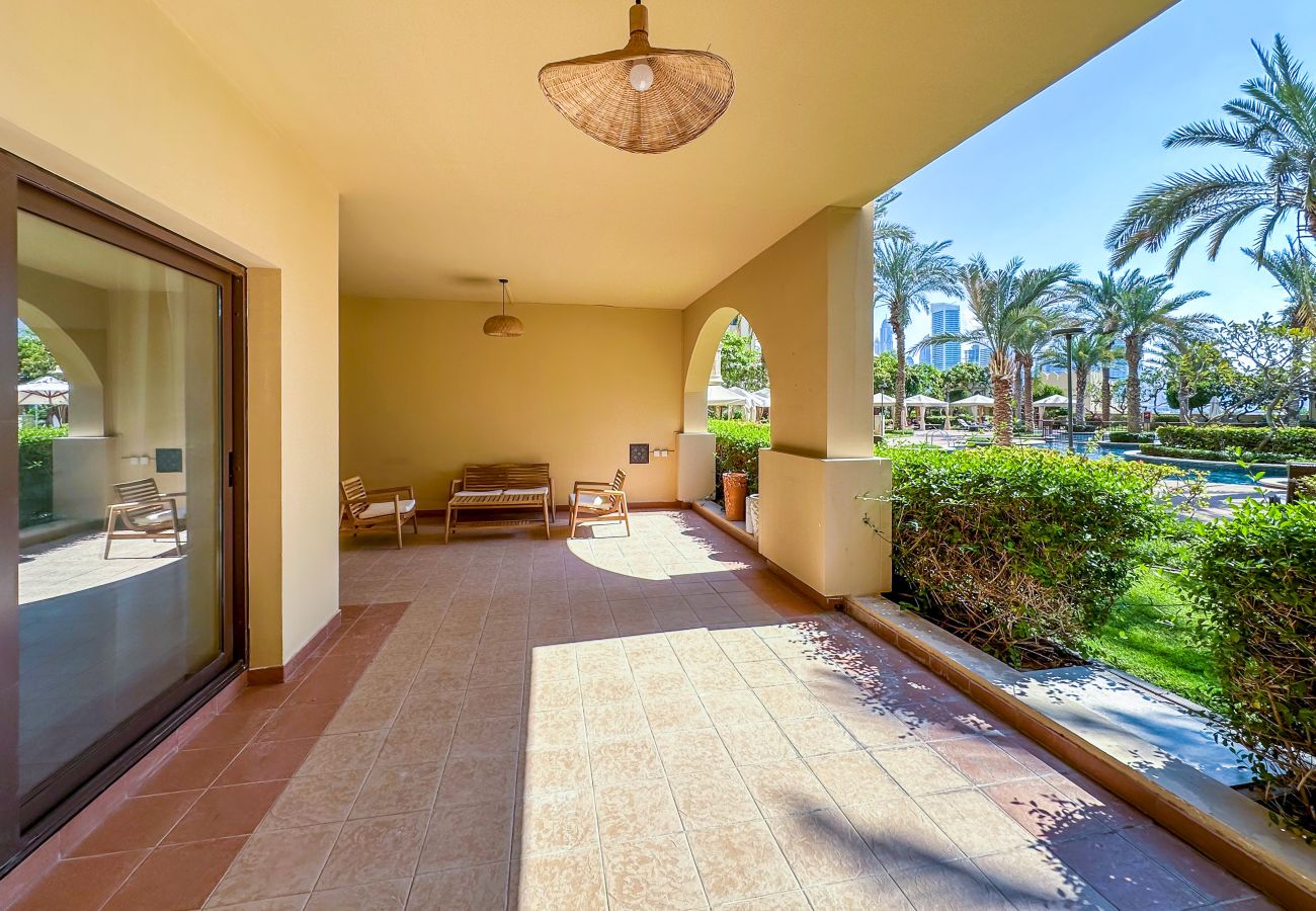 Apartment in Dubai - Luxury 2 BDR in Palm Jumeirah 
