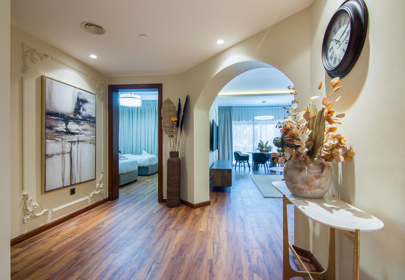 Apartment in Dubai - Luxury 2 BDR in Palm Jumeirah 