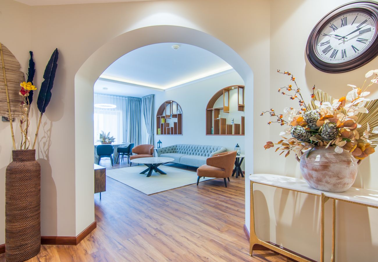 Apartment in Dubai - Luxury 2 BDR in Palm Jumeirah 