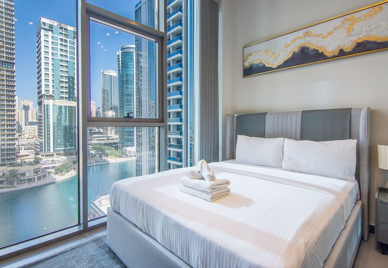 Apartment in Dubai - 2BR APARTMENT w/ LAKE VIEW