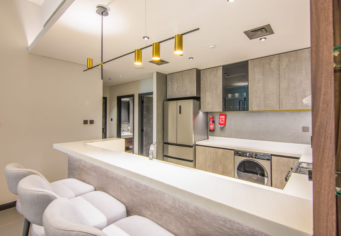 Apartment in Dubai - 2BR APARTMENT w/ LAKE VIEW