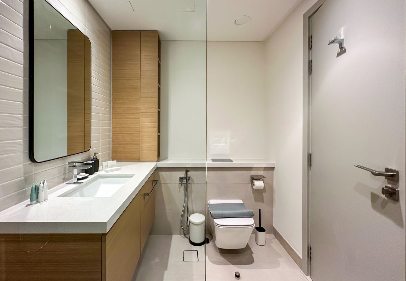 Apartment in Dubai - Stylish 2BR in Creek Crescent, Creek Harbour