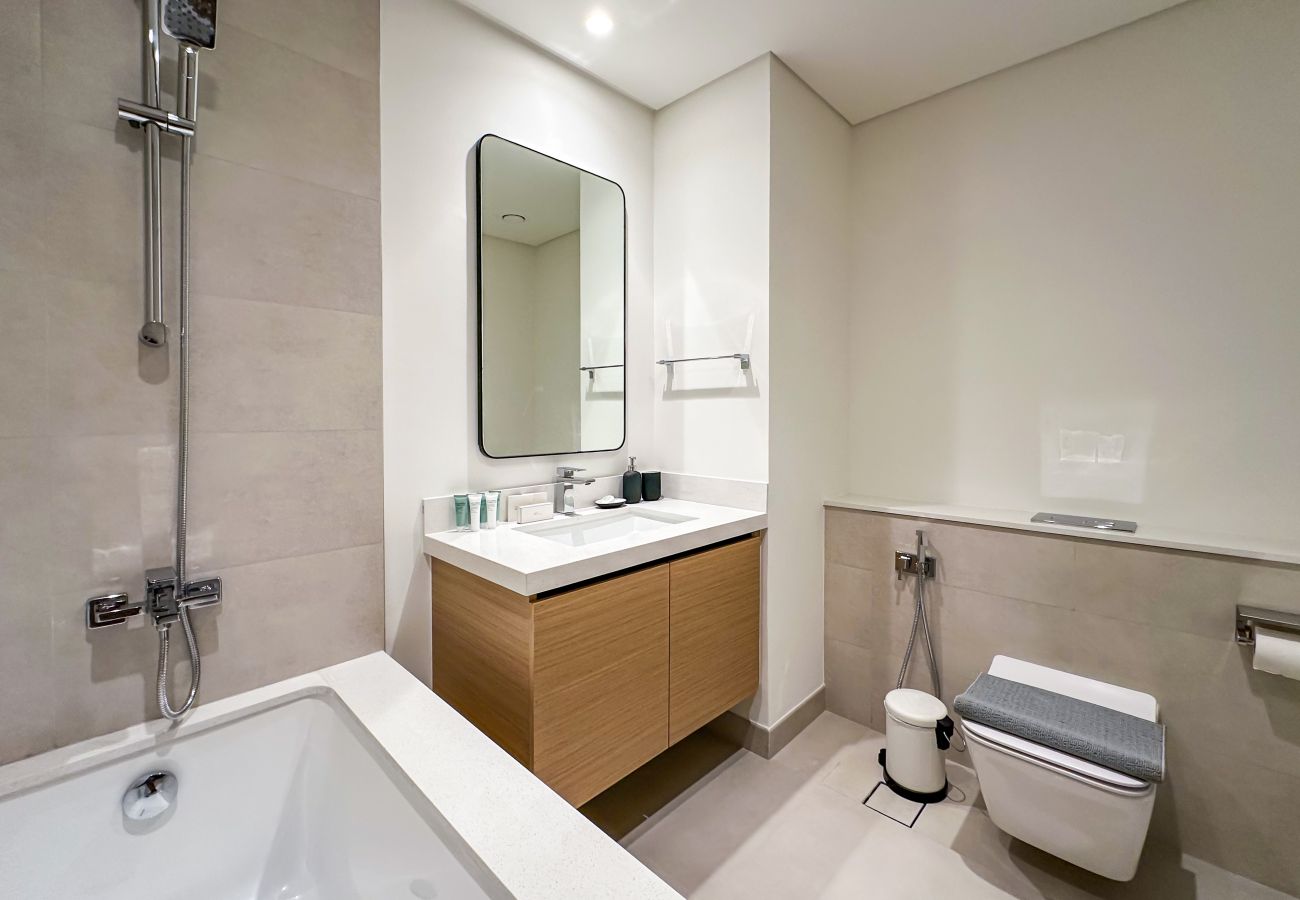 Apartment in Dubai - Stylish 2BR in Creek Crescent, Creek Harbour