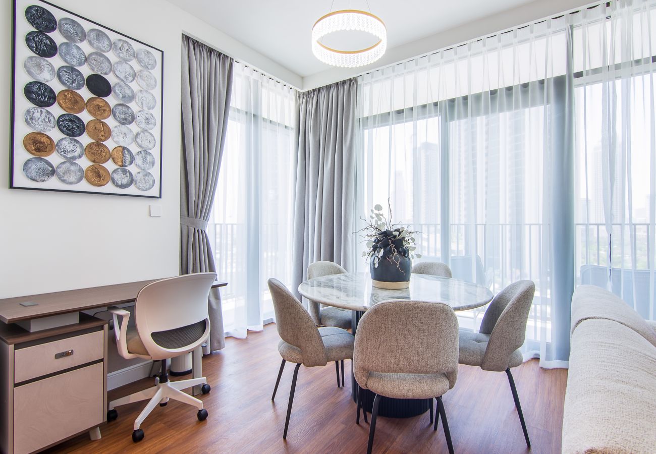 Apartment in Dubai - Stylish 2BR in Creek Crescent, Creek Harbour