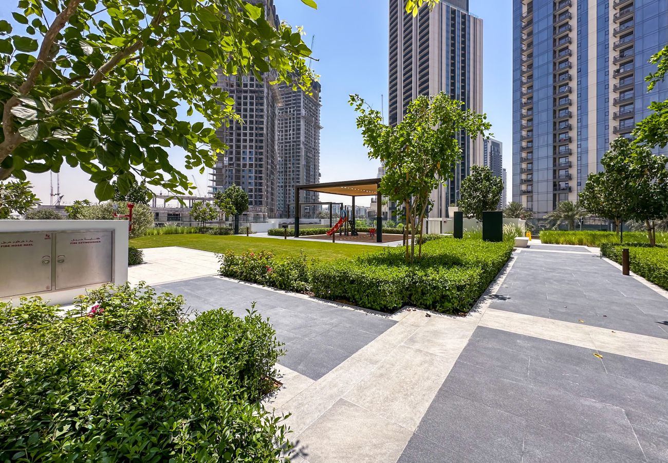 Apartment in Dubai - Stylish 2BR in Creek Crescent, Creek Harbour