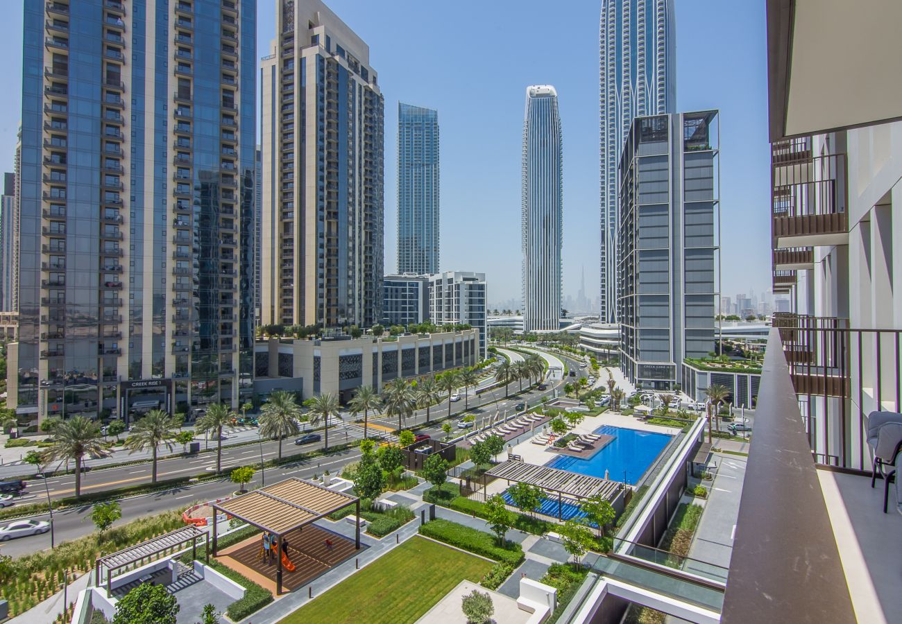 Apartment in Dubai - Stylish 2BR in Creek Crescent, Creek Harbour