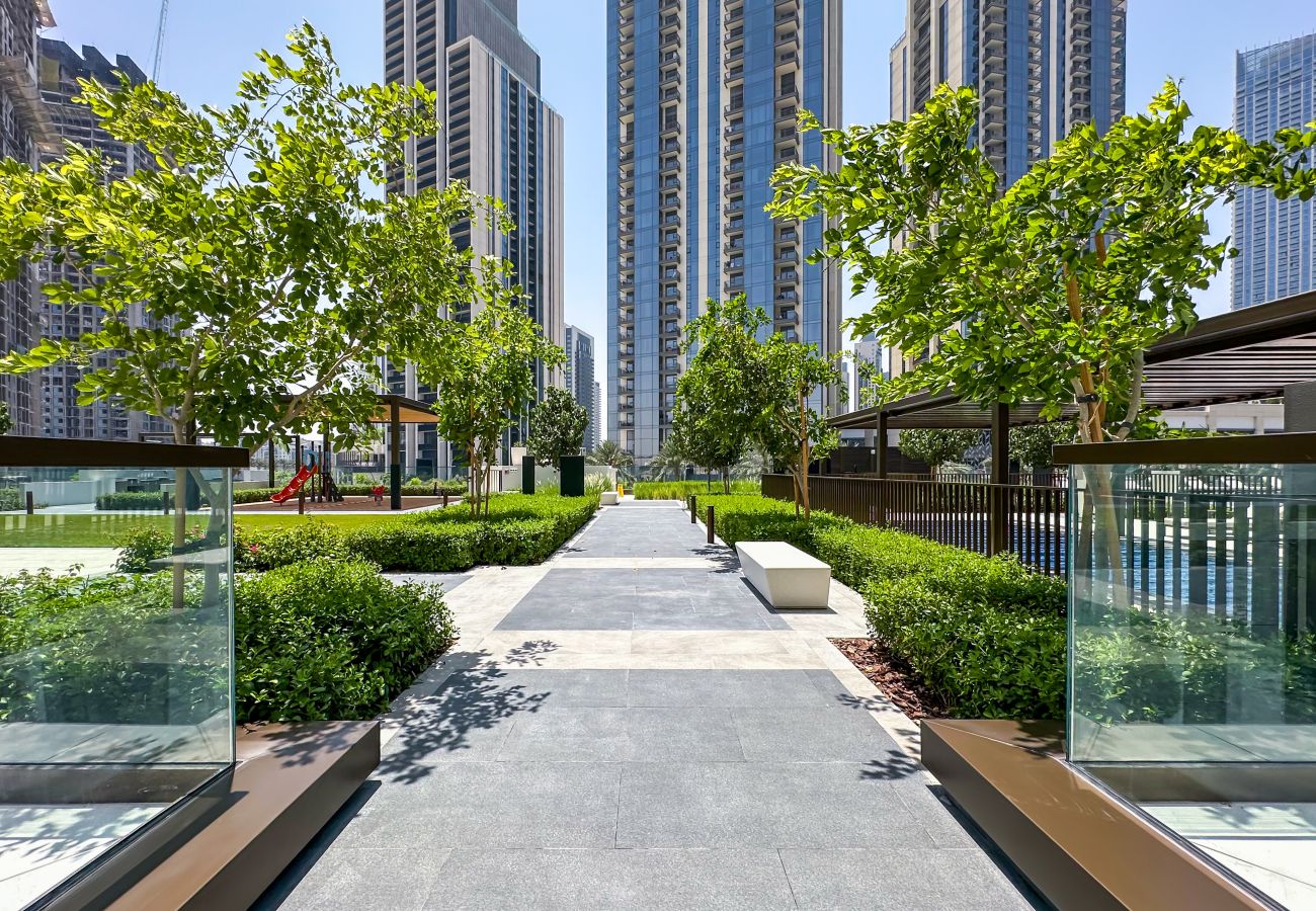 Apartment in Dubai - Stylish 2BR in Creek Crescent, Creek Harbour