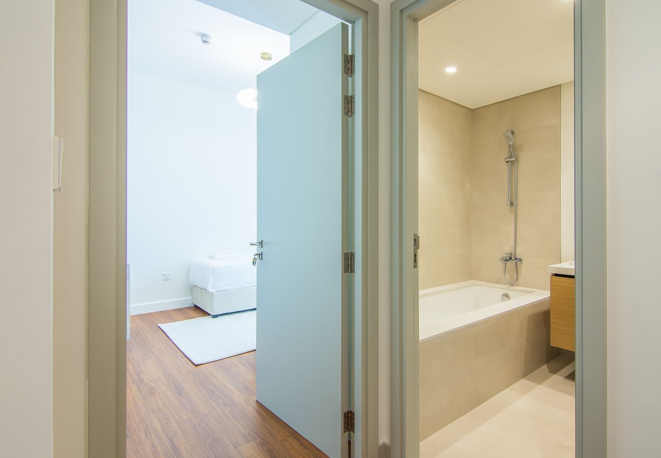 Apartment in Dubai - Stylish 2BR in Creek Crescent, Creek Harbour