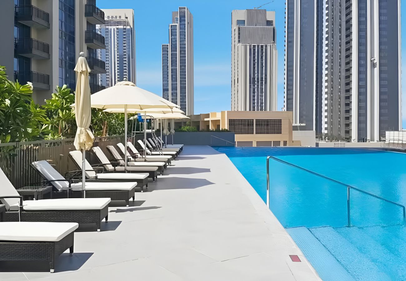 Apartment in Dubai - Spacious 4-Bedroom Loft Duplex Apartment with Balcony, Terrace & Maid’s Room | Creekside, Dubai Creek Harbour