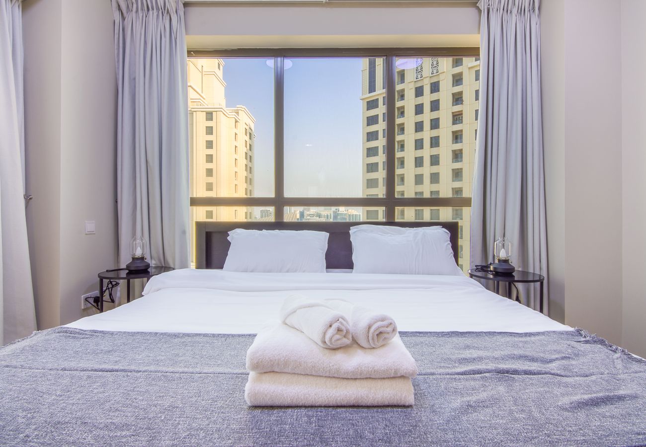 Apartment in Dubai - Bright 2BR in Shams 4, JBR – Steps from the Beach