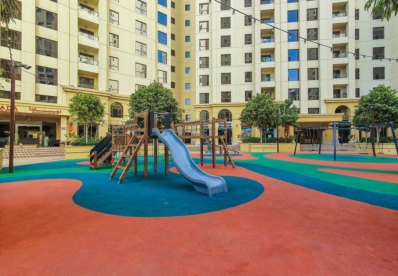 Apartment in Dubai - Bright 2BR in Shams 4, JBR – Steps from the Beach