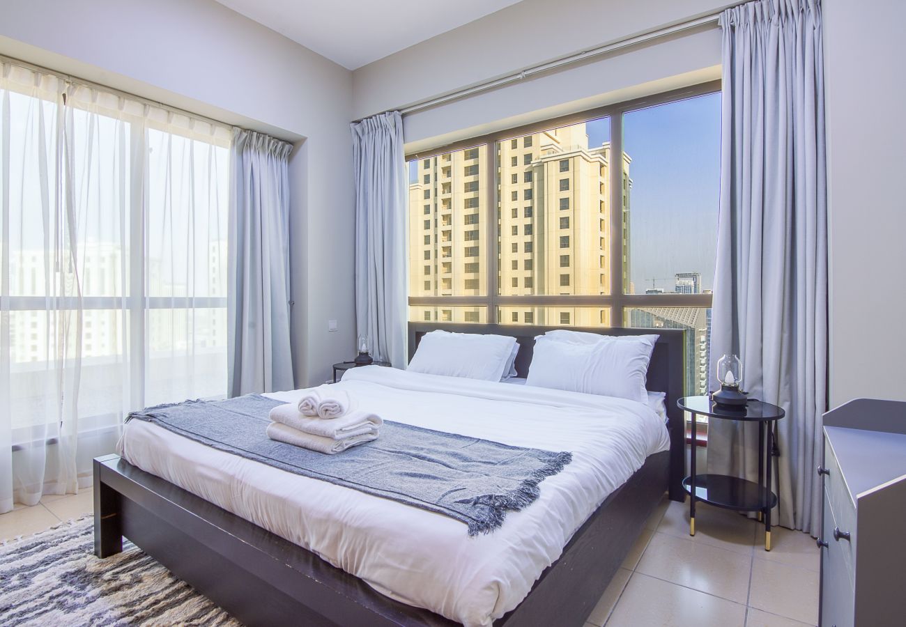 Apartment in Dubai - Bright 2BR in Shams 4, JBR – Steps from the Beach