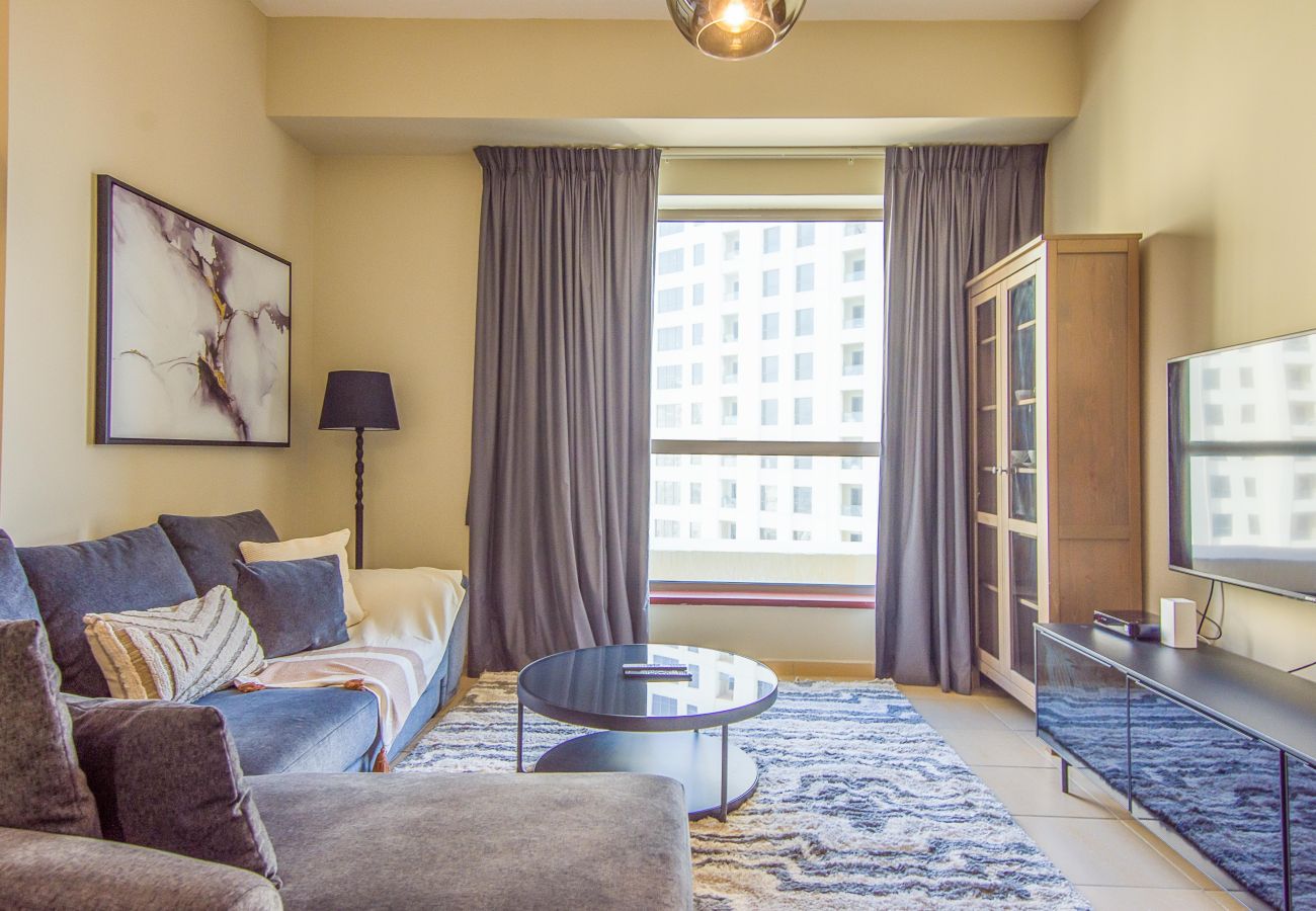 Apartment in Dubai - Bright 2BR in Shams 4, JBR – Steps from the Beach
