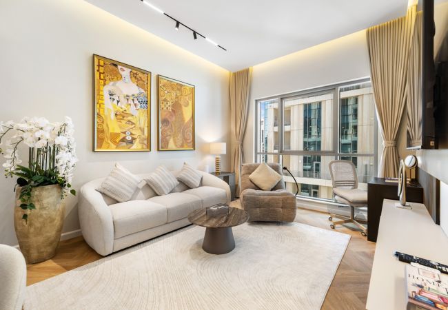 Apartment in Dubai - Elegant 1BR in the Heart of Downtown | Boulevard Central Tower