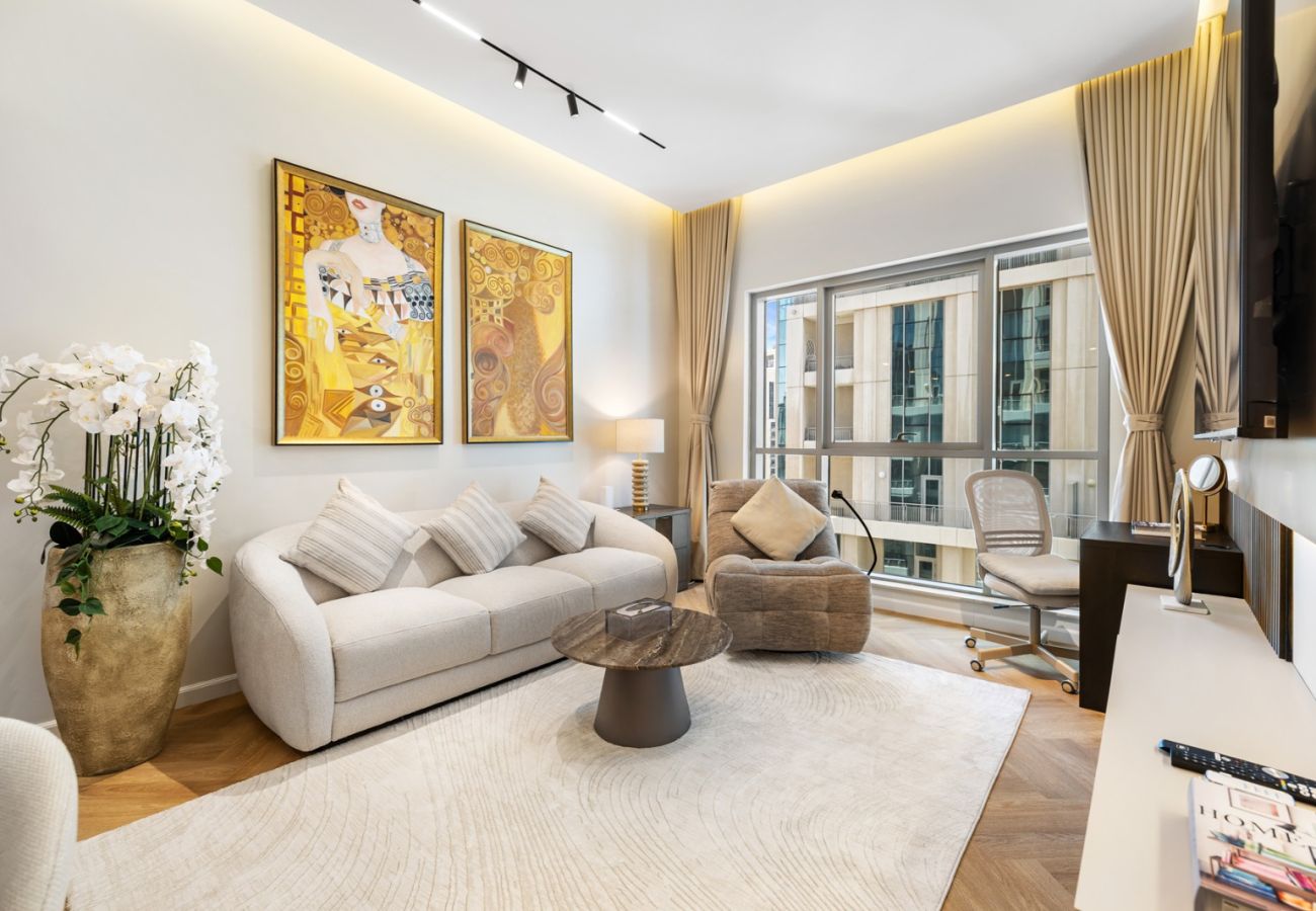 Apartment in Dubai - Elegant 1BR in the Heart of Downtown | Boulevard Central Tower