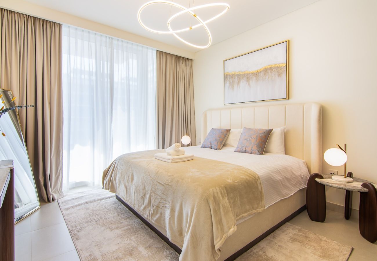 Apartment in Dubai - Elegant 1-Bedroom Apartment | Beach Mansion Tower 2 | Emaar Beachfront