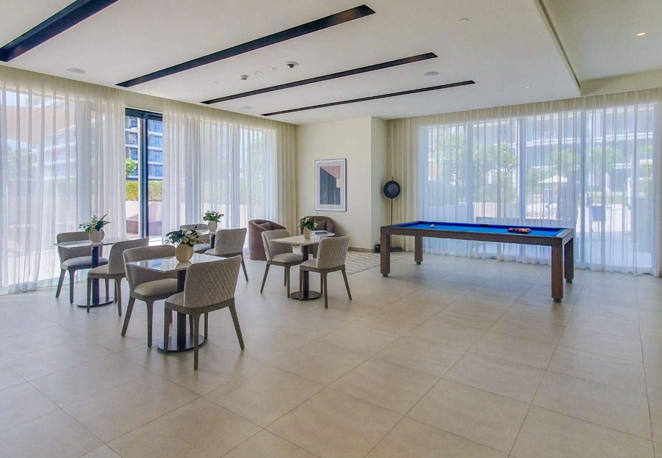 Apartment in Dubai - Elegant 1-Bedroom Apartment | Beach Mansion Tower 2 | Emaar Beachfront