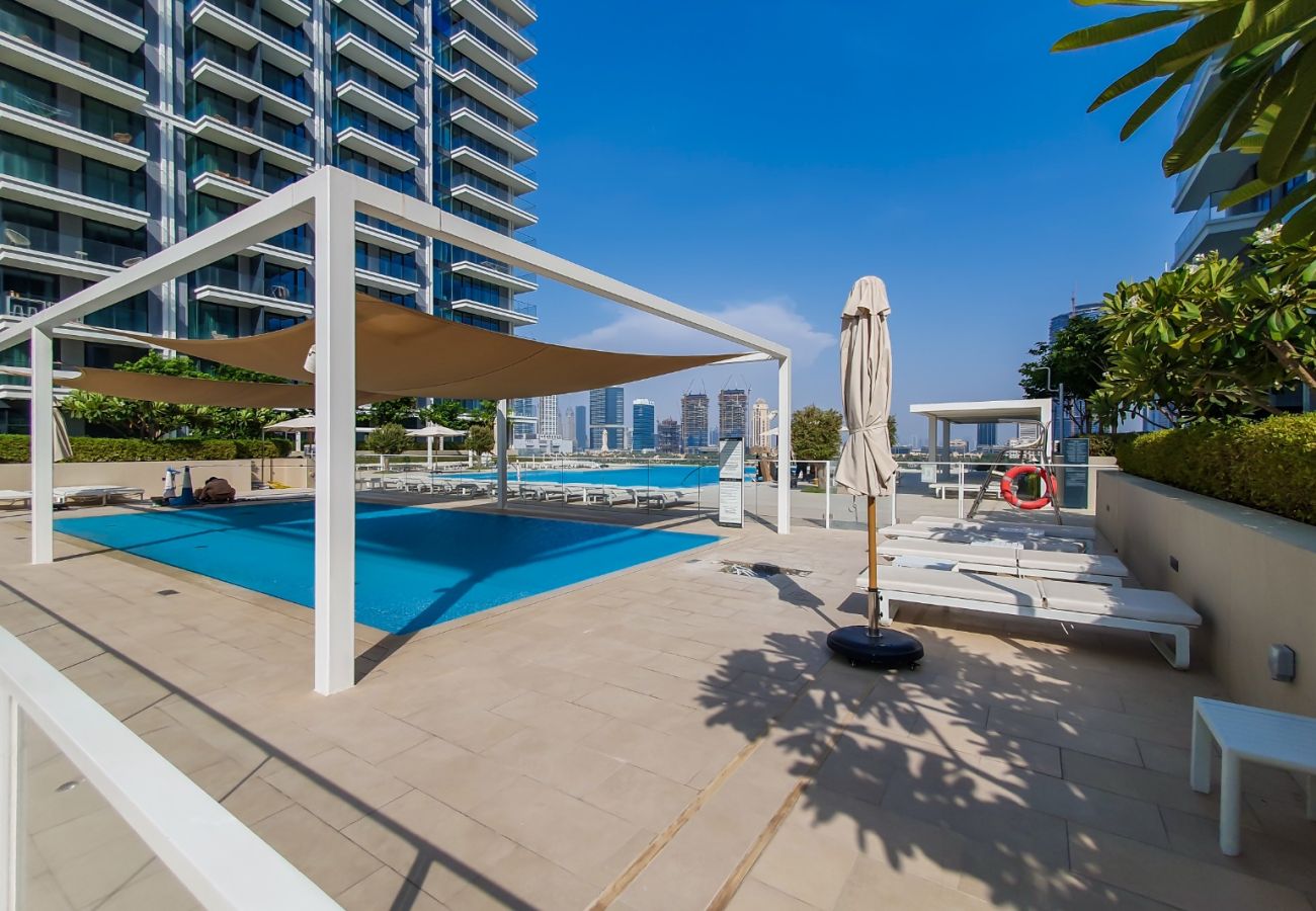 Apartment in Dubai - Luxury 1-Bedroom Apartment | Beach Mansion Tower 1 | Emaar Beachfront