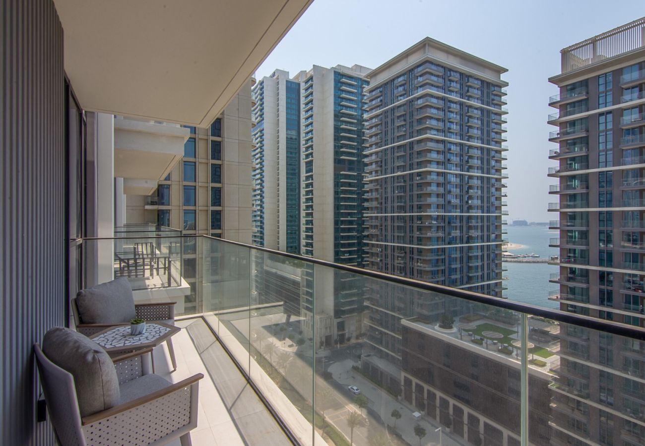 Apartment in Dubai - Luxury 1-Bedroom Apartment | Beach Mansion Tower 1 | Emaar Beachfront