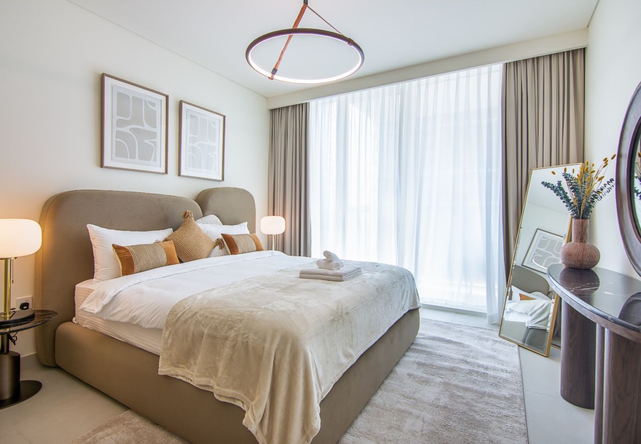 Apartment in Dubai - Luxury 1-Bedroom Apartment | Beach Mansion Tower 1 | Emaar Beachfront