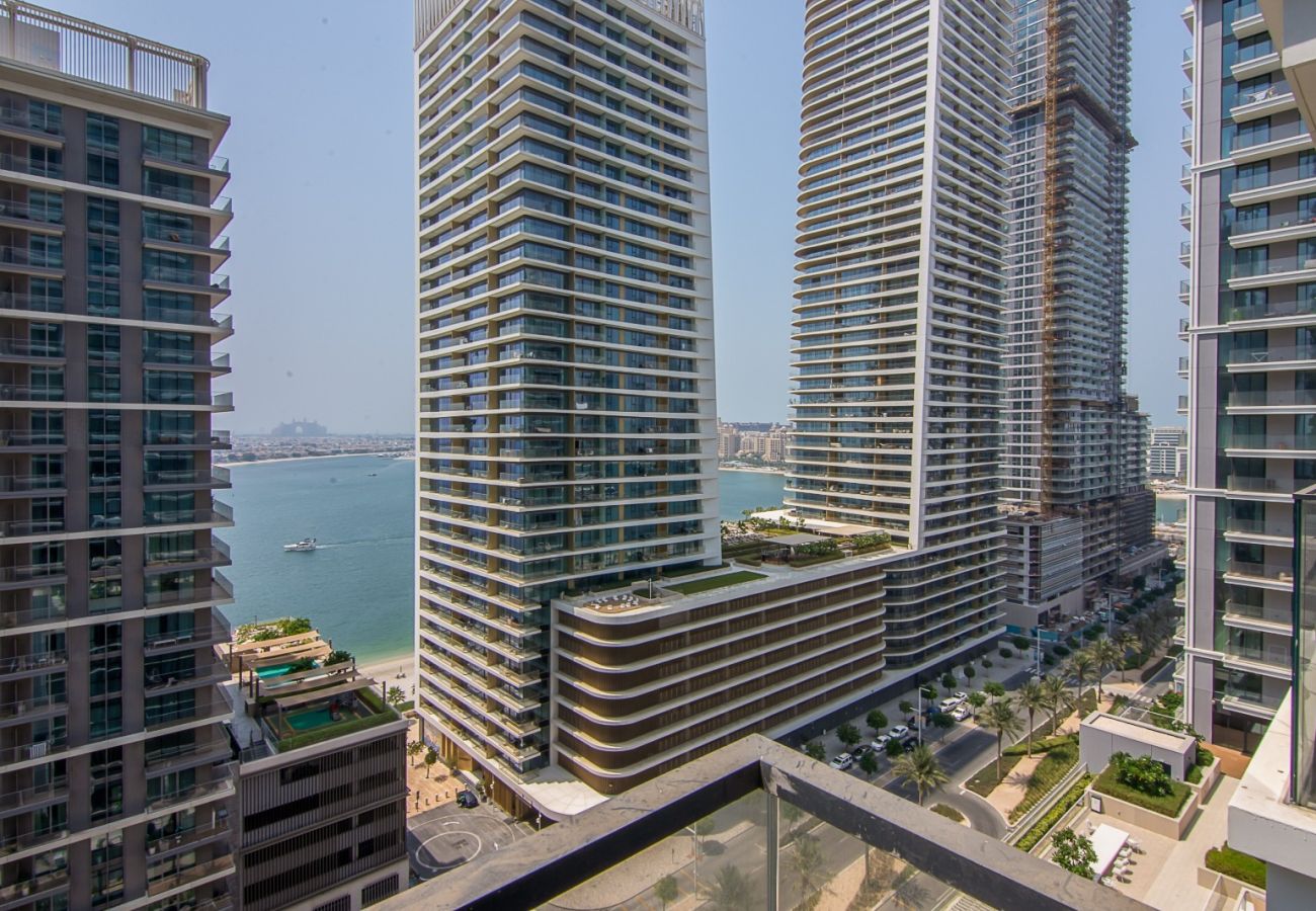 Apartment in Dubai - Luxury 1-Bedroom Apartment | Beach Mansion Tower 1 | Emaar Beachfront