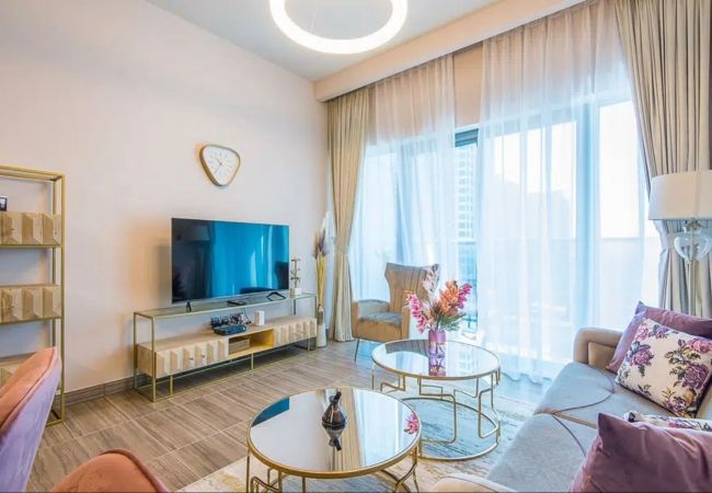Apartment in Dubai - Elegant 1-Bedroom Escape at MBL Residence, JLT
