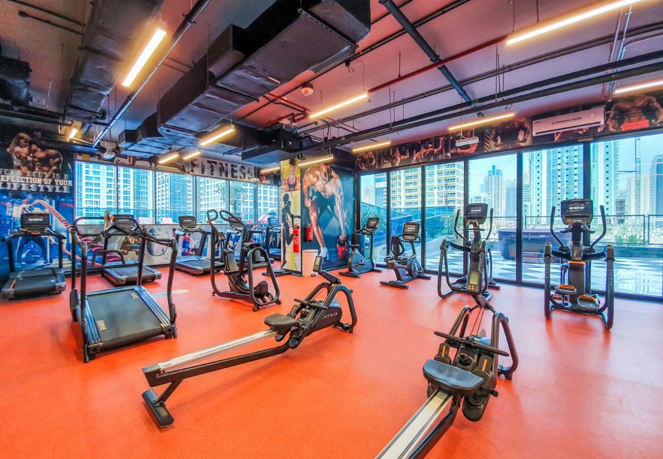 Apartment in Dubai - Elegant 1-Bedroom Escape at MBL Residence, JLT