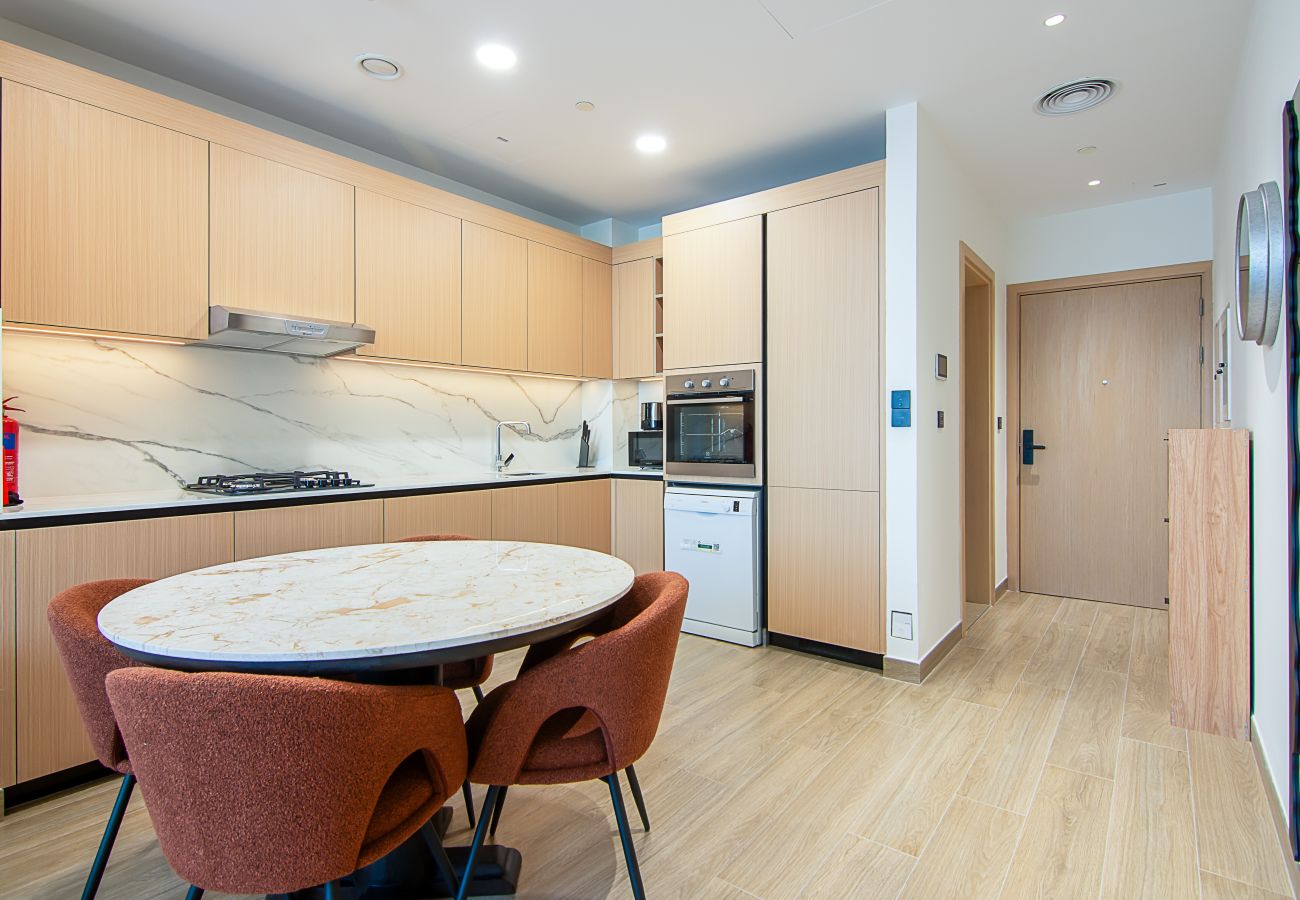 Apartment in Dubai - Contemporary 1-Bedroom Apartment | AURA by Grovy, JVC