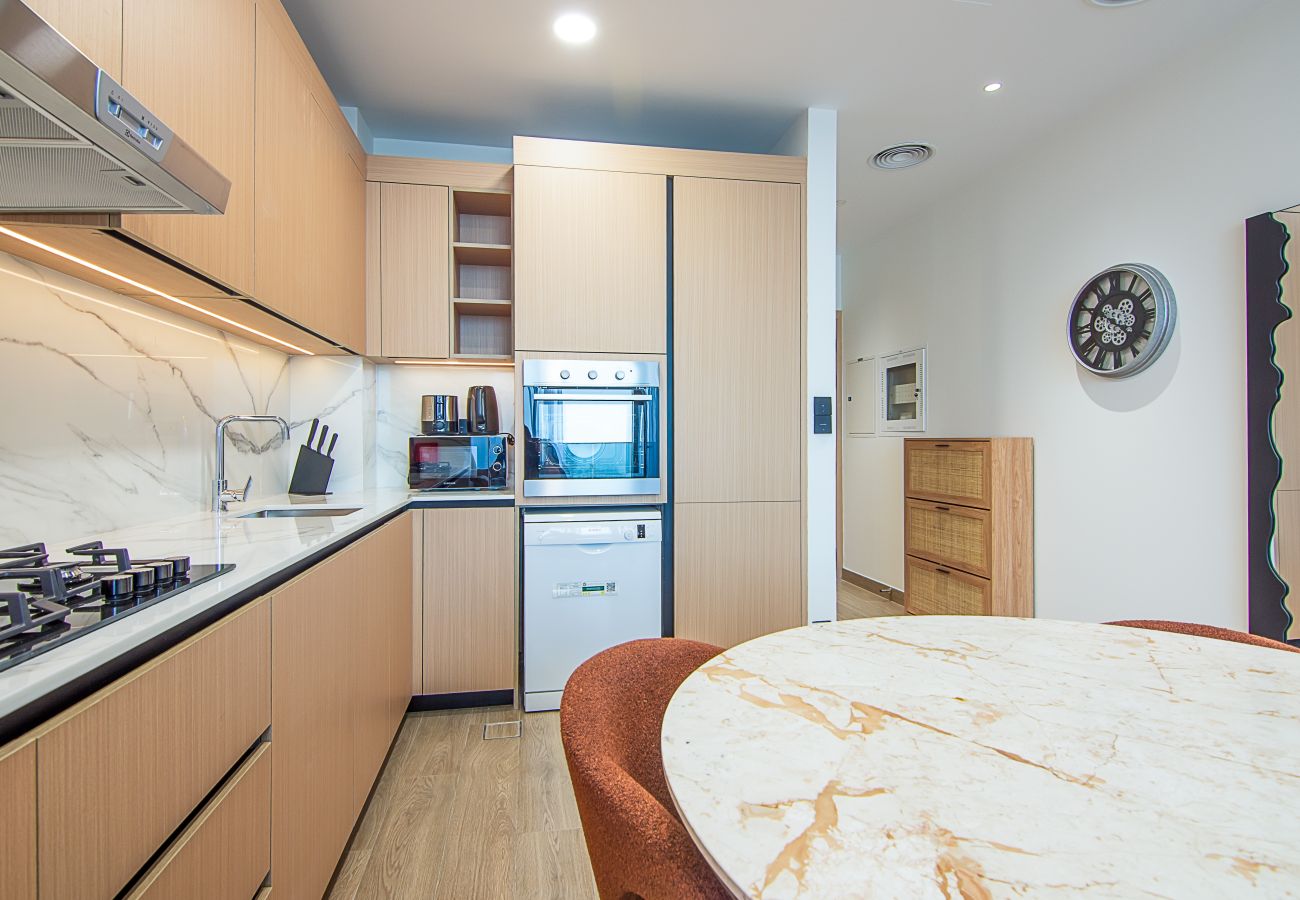 Apartment in Dubai - Contemporary 1-Bedroom Apartment | AURA by Grovy, JVC
