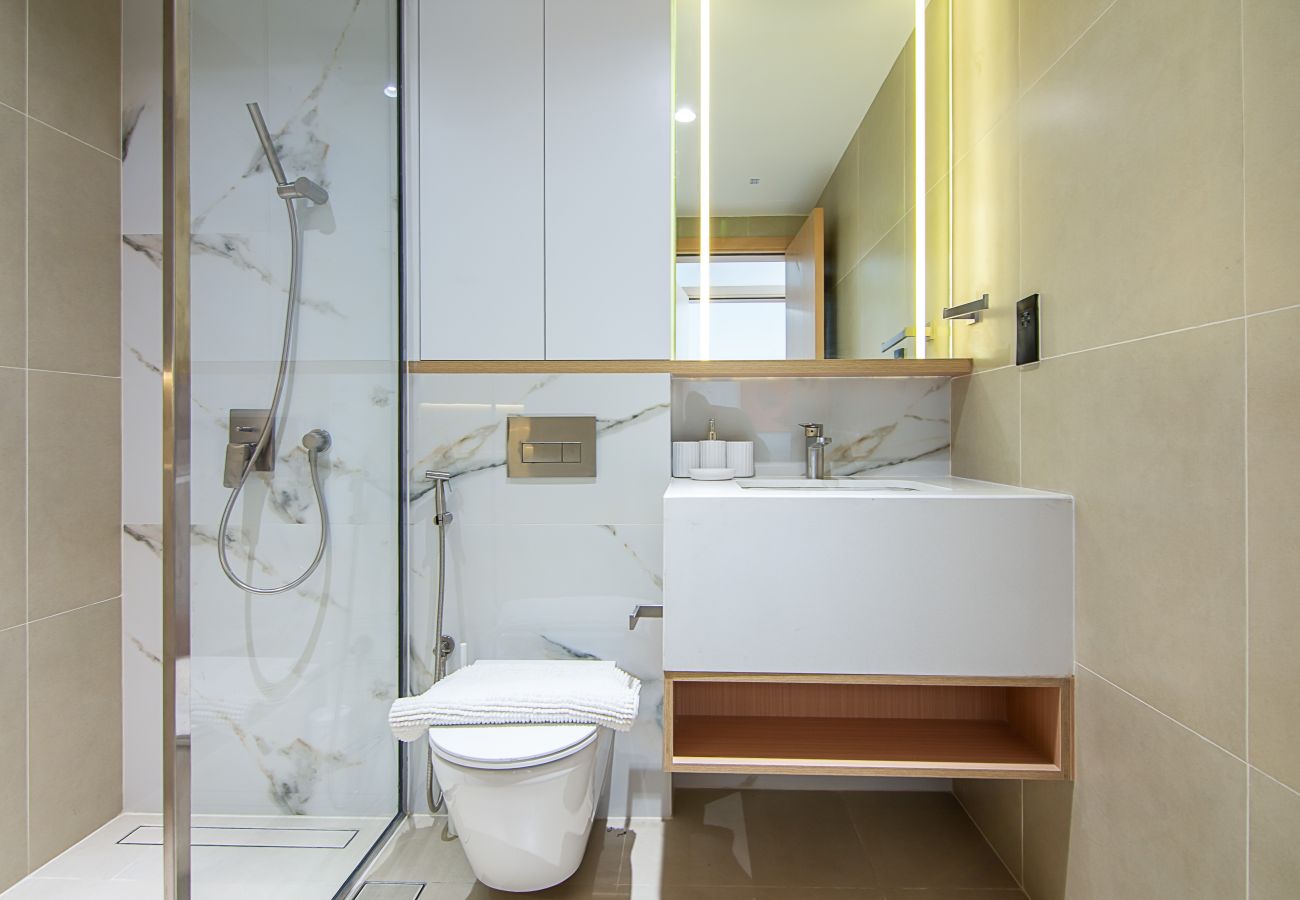 Apartment in Dubai - Contemporary 1-Bedroom Apartment | AURA by Grovy, JVC