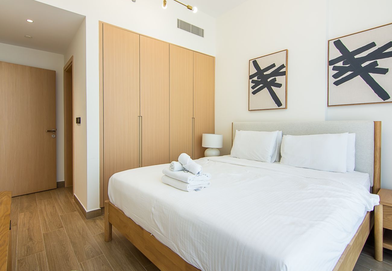 Apartment in Dubai - Contemporary 1-Bedroom Apartment | AURA by Grovy, JVC