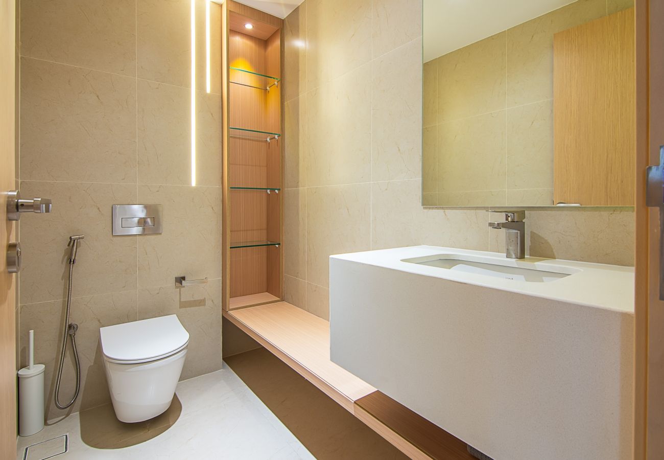 Apartment in Dubai - Contemporary 1-Bedroom Apartment | AURA by Grovy, JVC