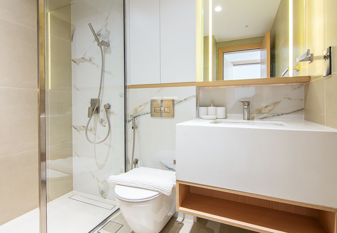 Apartment in Dubai - Contemporary 1-Bedroom Apartment | AURA by Grovy, JVC