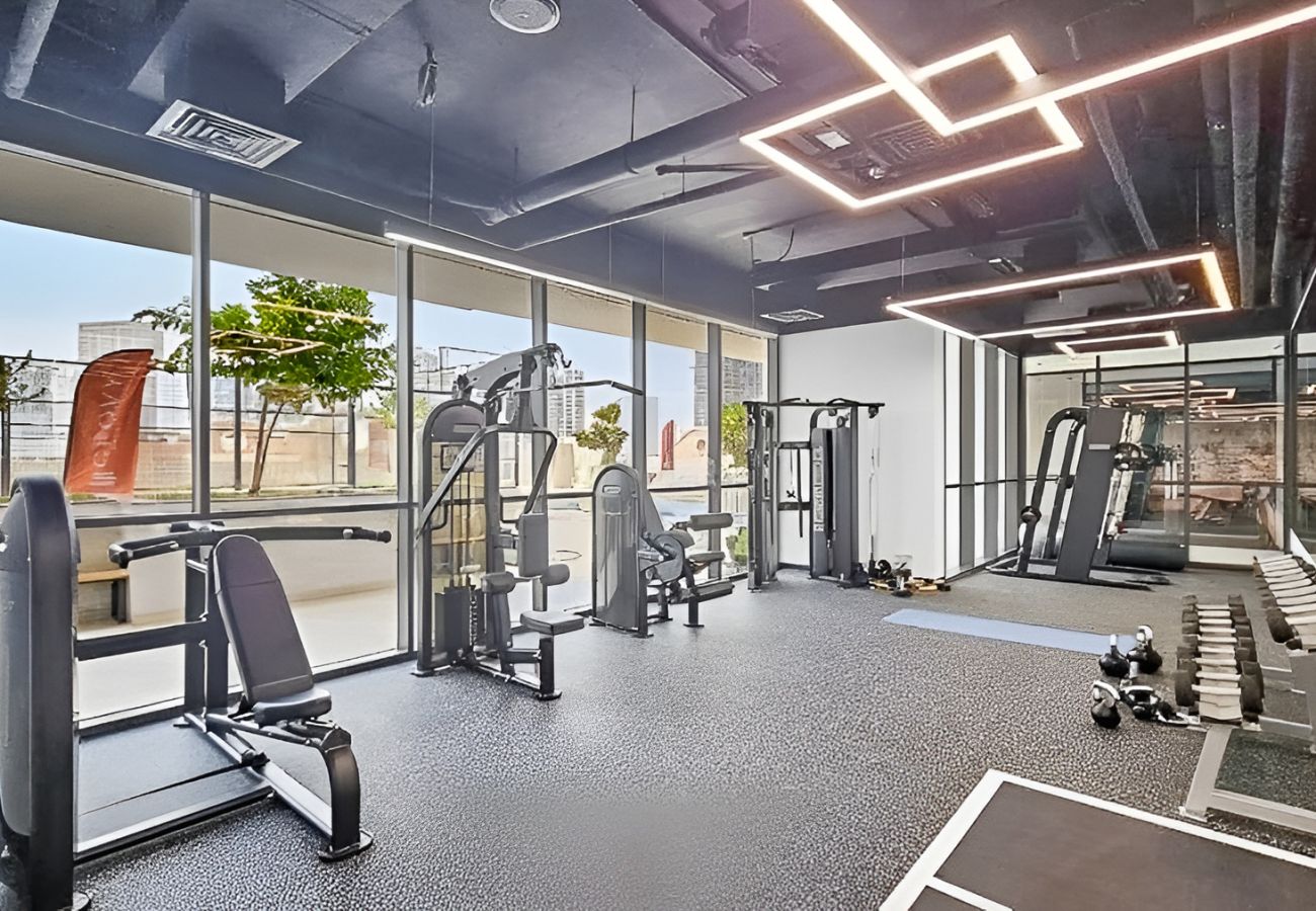 Apartment in Dubai - Contemporary 1-Bedroom Apartment | AURA by Grovy, JVC